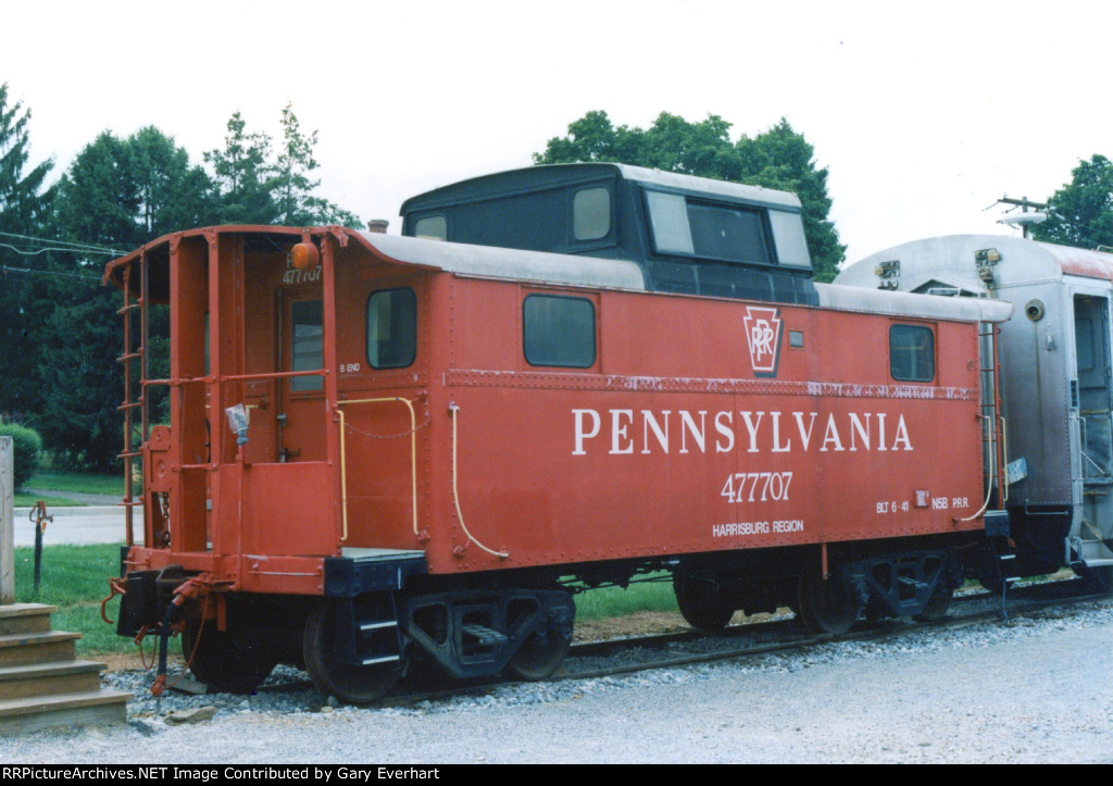 PRR Caboose #477707